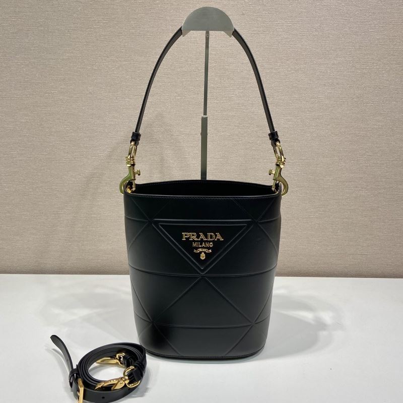 Pra*a bucket bags